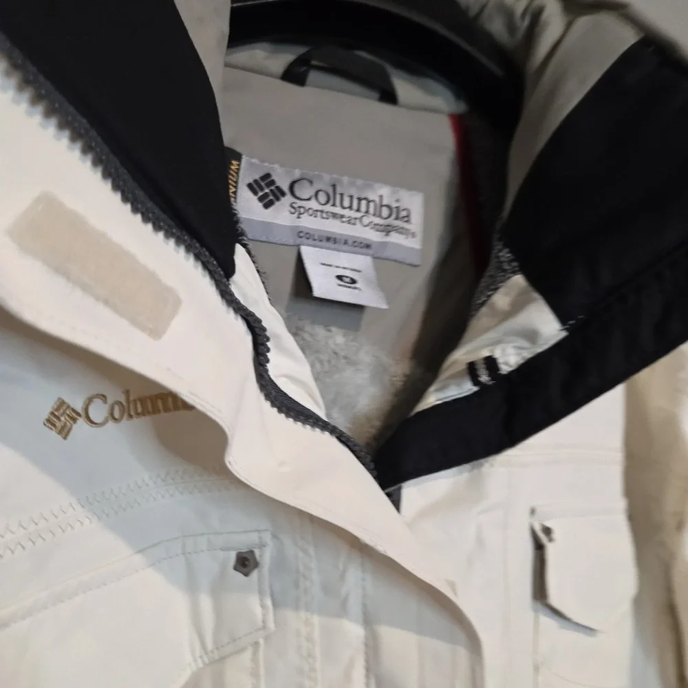 Gorpcore Columbia Titanium Omni-Tech Ski‎ Jacket Womens Medium White Hooded Coat
